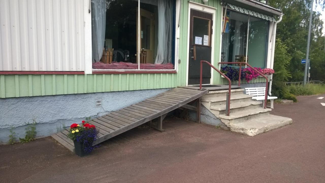 Nalles Gästhem Eckero Exteriör bild